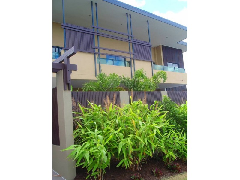 2/57 Erneton Street, Newmarket QLD 4051