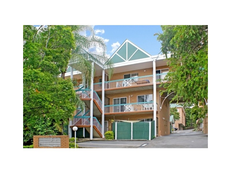 8/15 Whitmore Street, Taringa QLD 4068