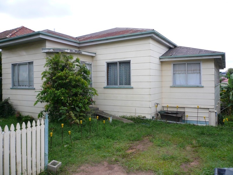 12 Torrens Street, Annerley QLD 4103