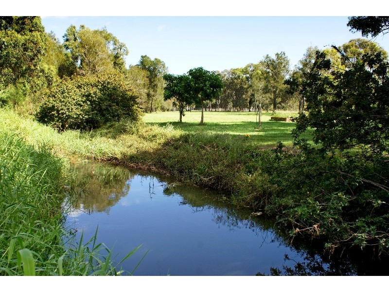 381 Kianawah Road, Wynnum West QLD 4178