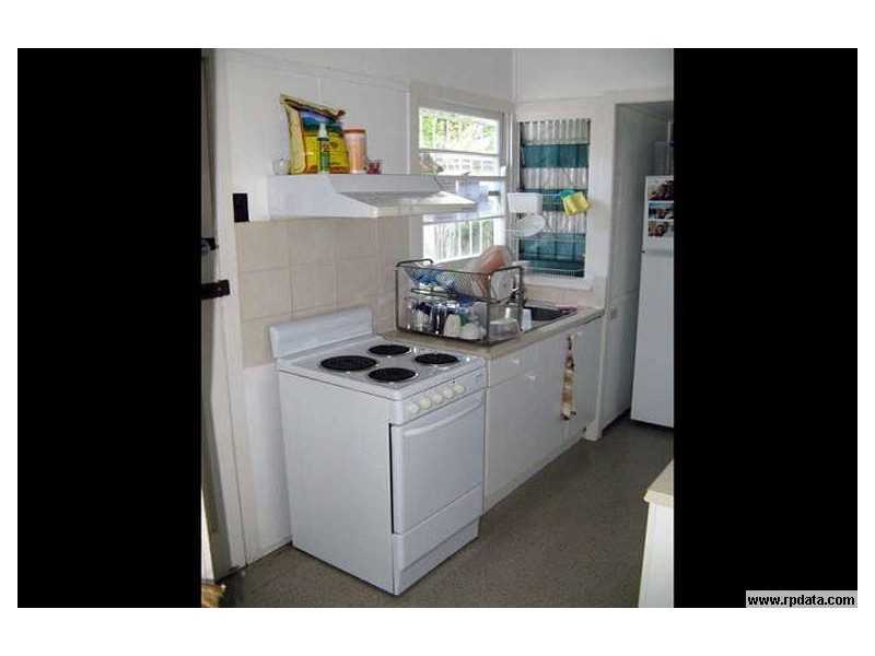 15 Landor St, Tarragindi QLD 4121