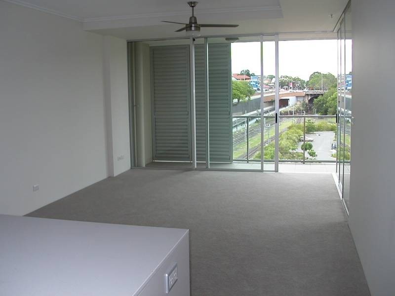 7025/7 Parklands Boulevarde, Brisbane QLD 4000