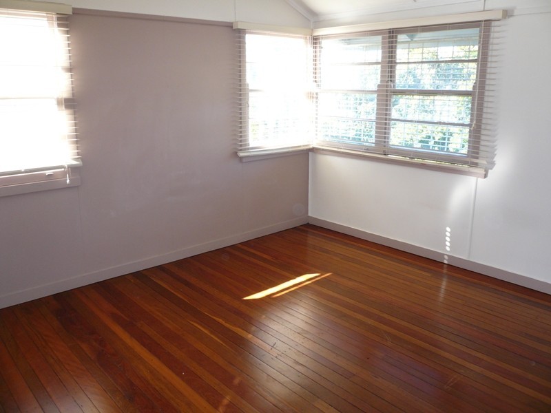 15 Landor Street, Tarragindi QLD 4121