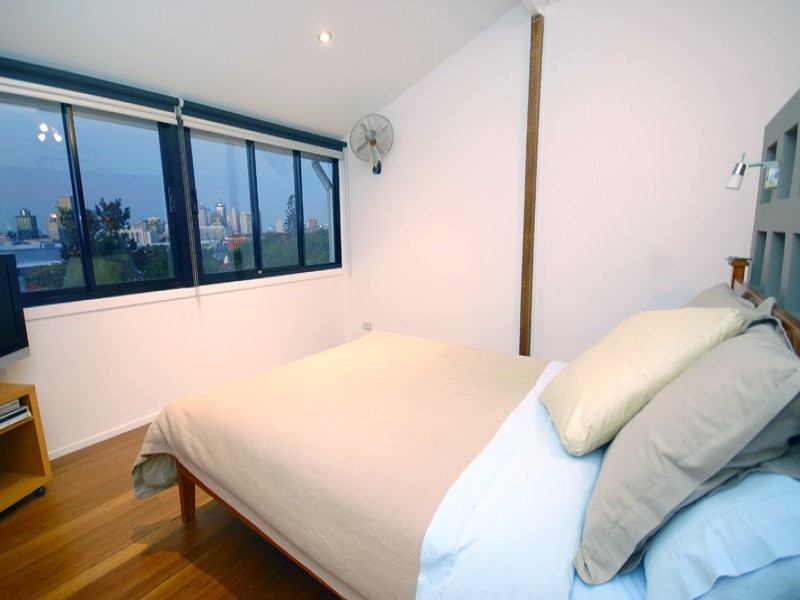 2/3 Westbourne Street, Highgate Hill QLD 4101