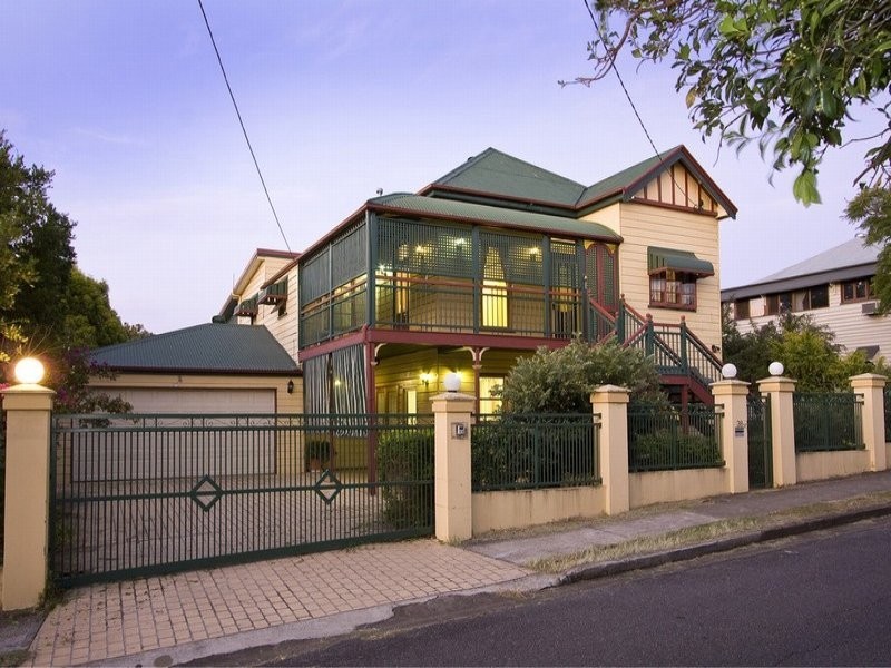 38 Redfern Street, Woolloongabba QLD 4102