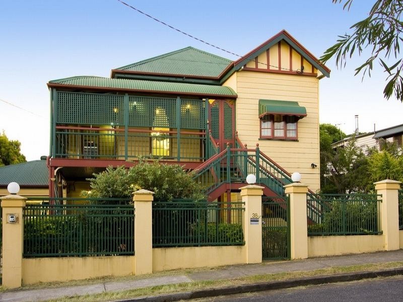 38 Redfern Street, Woolloongabba QLD 4102