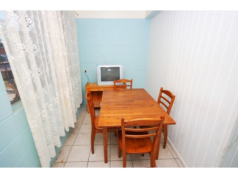 107 Old Cleveland Road, Greenslopes QLD 4120