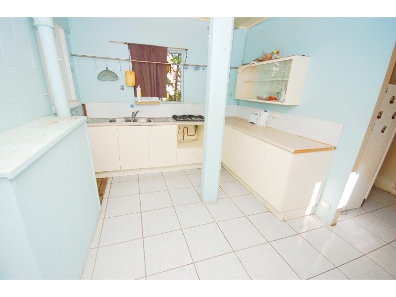 107 Old Cleveland Road, Greenslopes QLD 4120