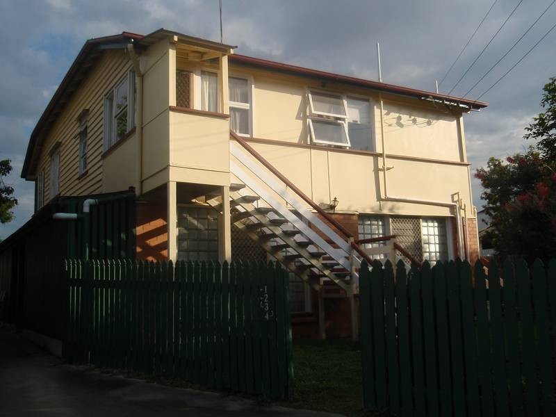 2/13 Willis St, Tarragindi QLD 4121