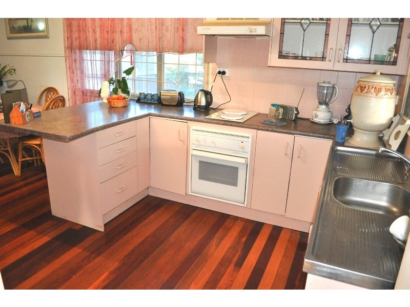 29 Orcades Street, Yeronga QLD 4104