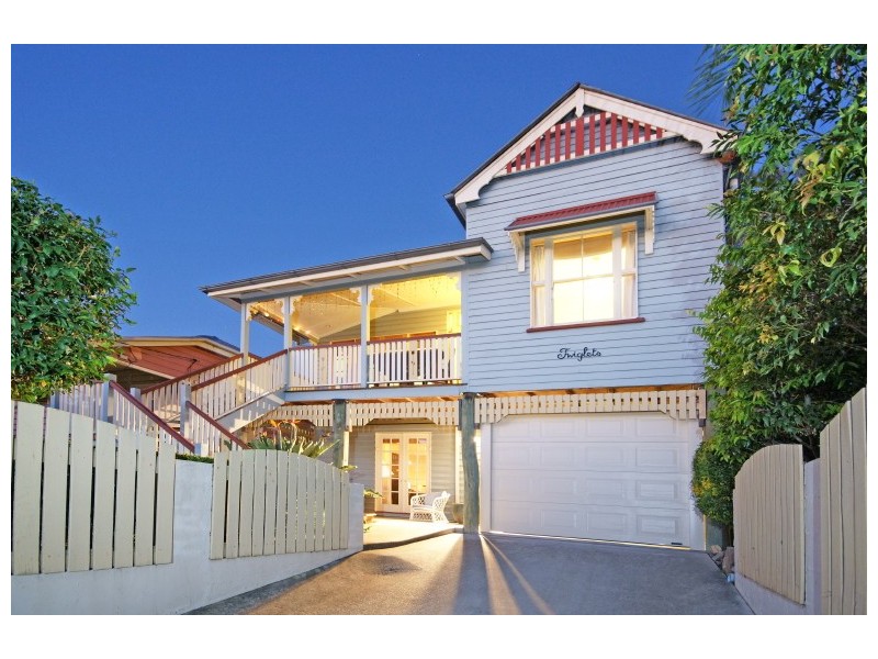 16 Henry Street, Greenslopes QLD 4120