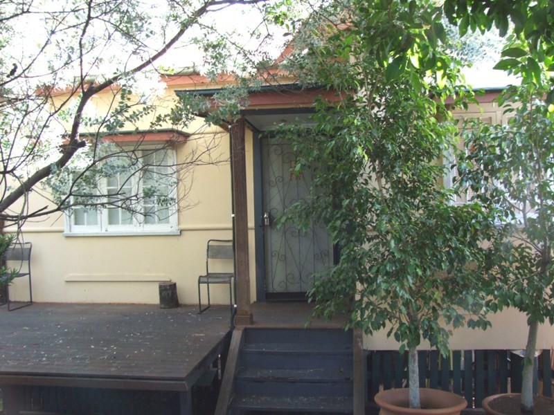 19 Lagonda Street, Annerley QLD 4103