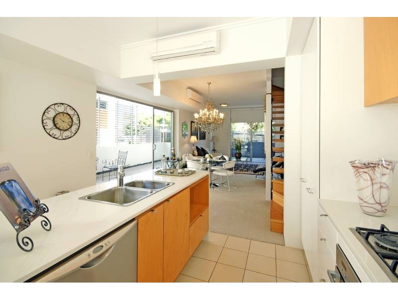 1/20 Anthony Street, West End QLD 4101