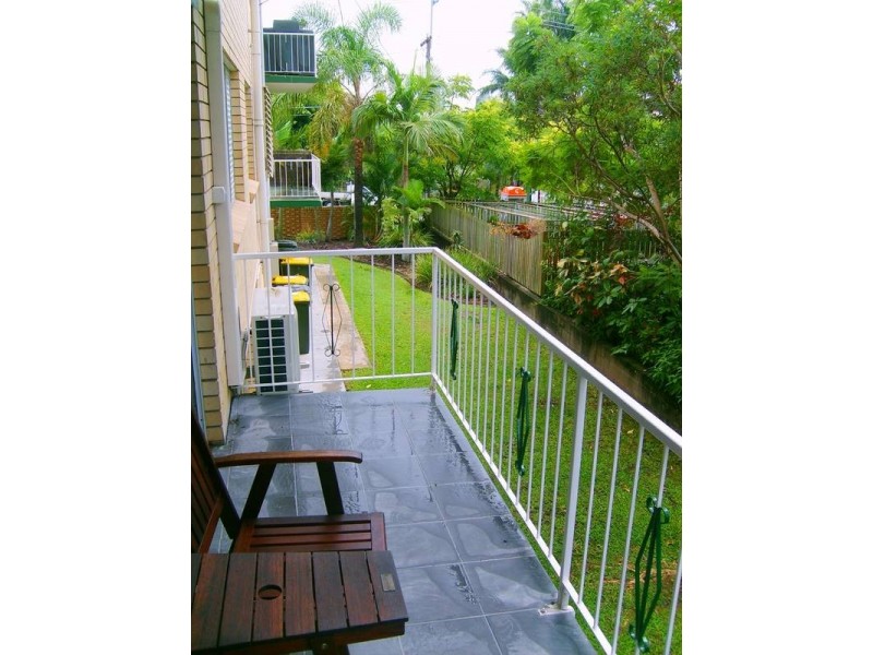 40 Brighton Rd, Highgate Hill QLD 4101