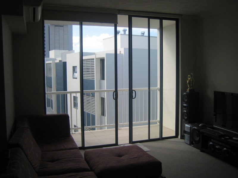 803 Stanley St, Woolloongabba QLD 4102