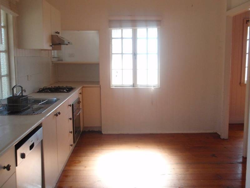 21 Juster St, Annerley QLD 4103