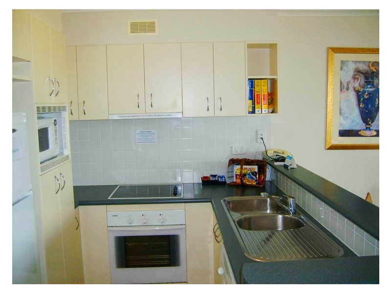 302/220 Melbourne Street, West End QLD 4101