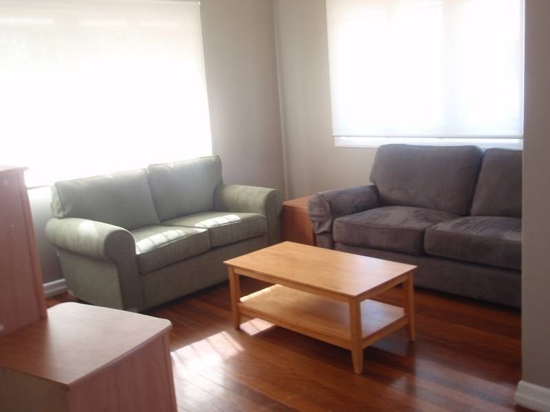 2 School Rd, Yeronga QLD 4104