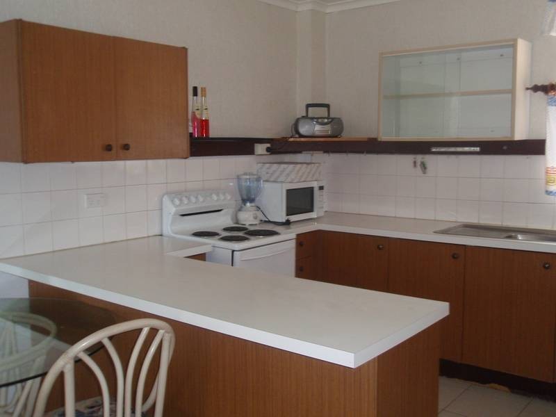 8 Cook St, Yeronga QLD 4104