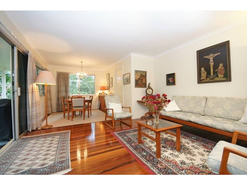 143 Jerrang Street, Indooroopilly QLD 4068
