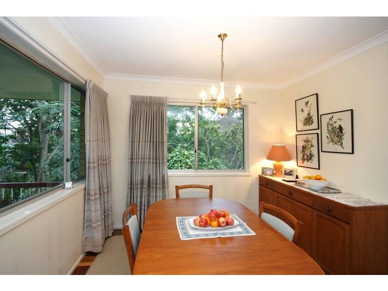 143 Jerrang Street, Indooroopilly QLD 4068