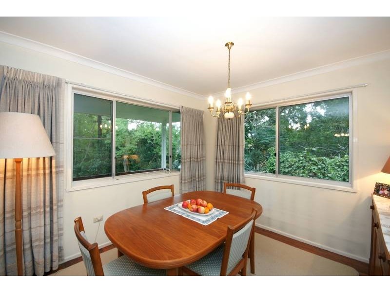 143 Jerrang Street, Indooroopilly QLD 4068