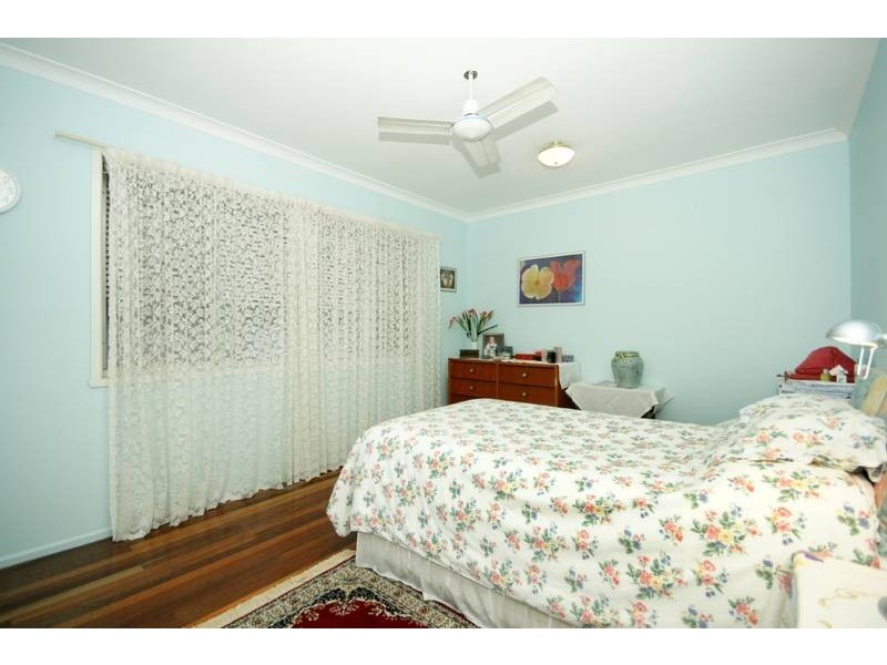 143 Jerrang Street, Indooroopilly QLD 4068