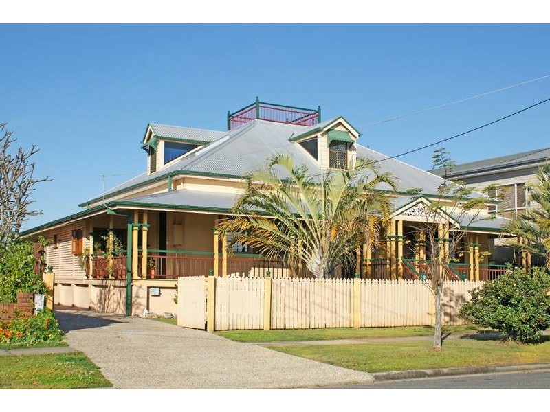 28 Ashton Street, Camp Hill QLD 4152