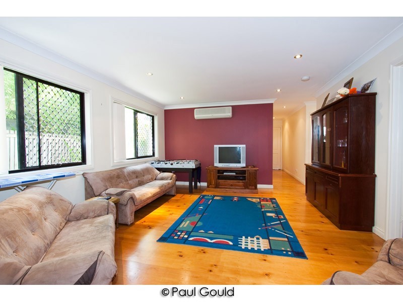 67 Abingdon Street, Woolloongabba QLD 4102