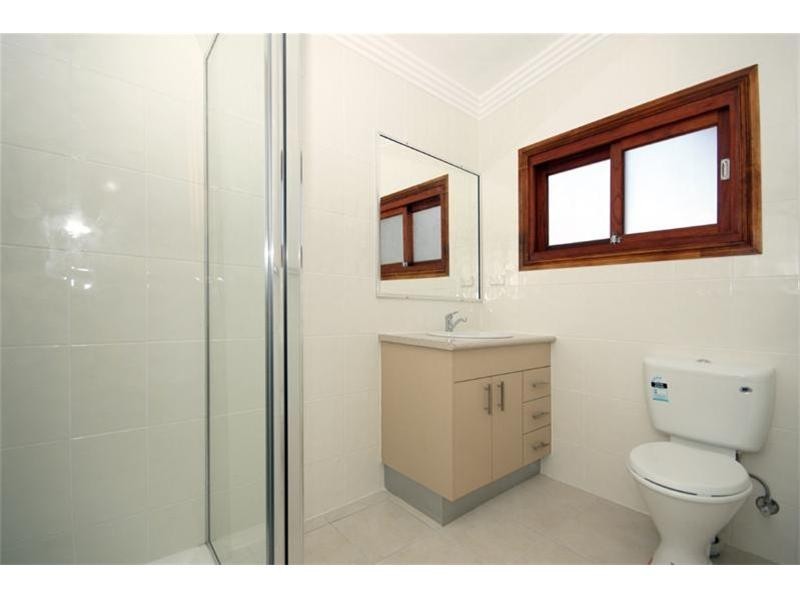 61 Deshon Street, Woolloongabba QLD 4102