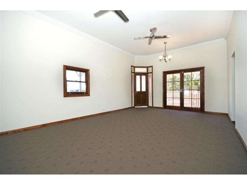 61 Deshon Street, Woolloongabba QLD 4102