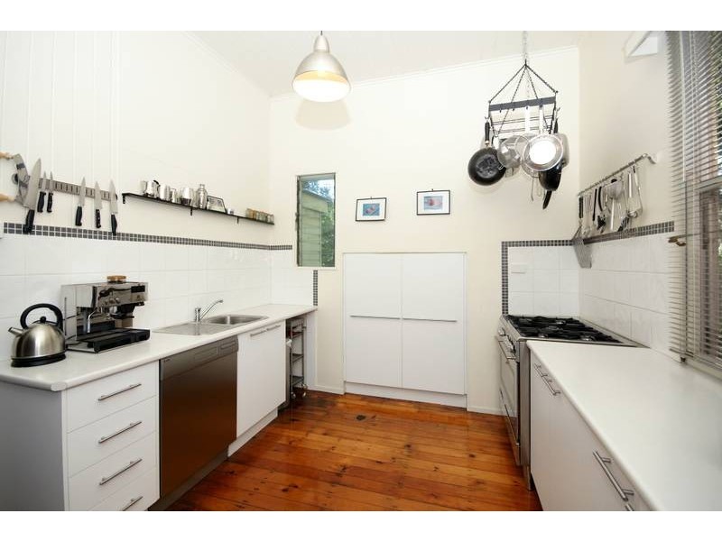 27 Wahcumba Street, Dutton Park QLD 4102