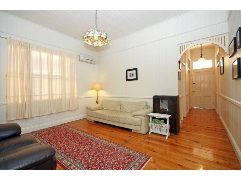 27 Wahcumba Street, Dutton Park QLD 4102