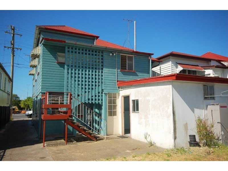 . Old Cleveland Rd, Greenslopes QLD 4120