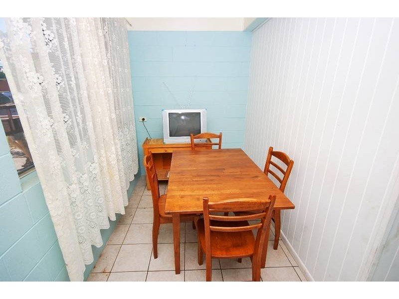 1-4/107 Old Cleveland Rd, Greenslopes QLD 4120