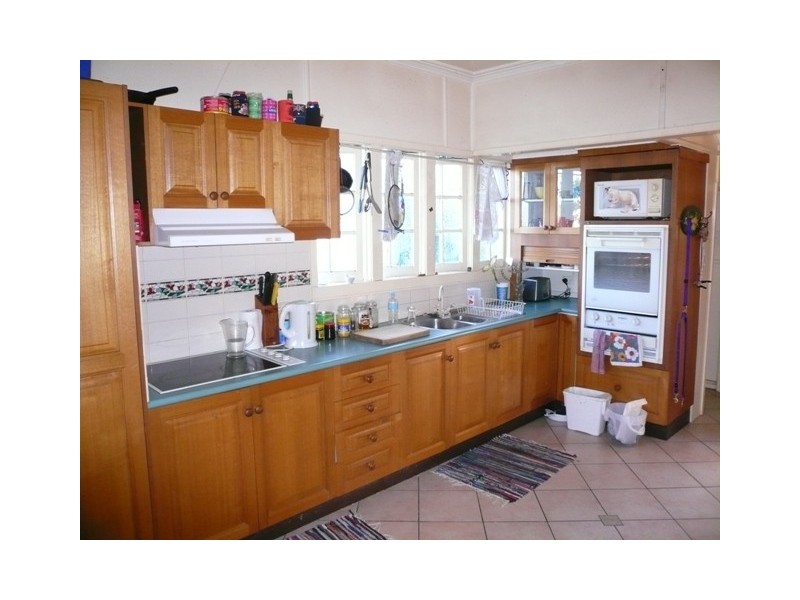 753 Oxley Road, Corinda QLD 4075