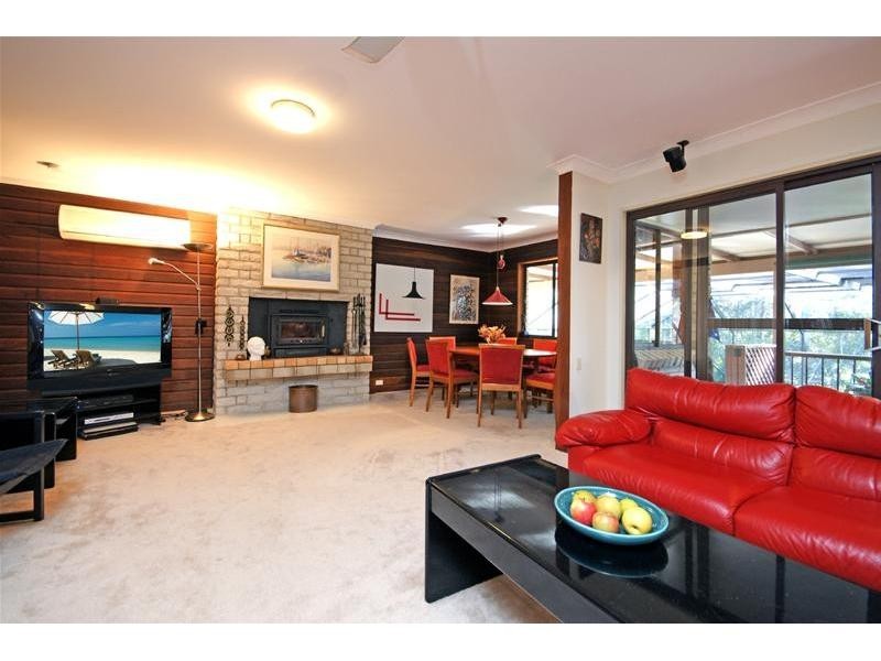 123 Mt Ommaney Drive, Jindalee QLD 4074