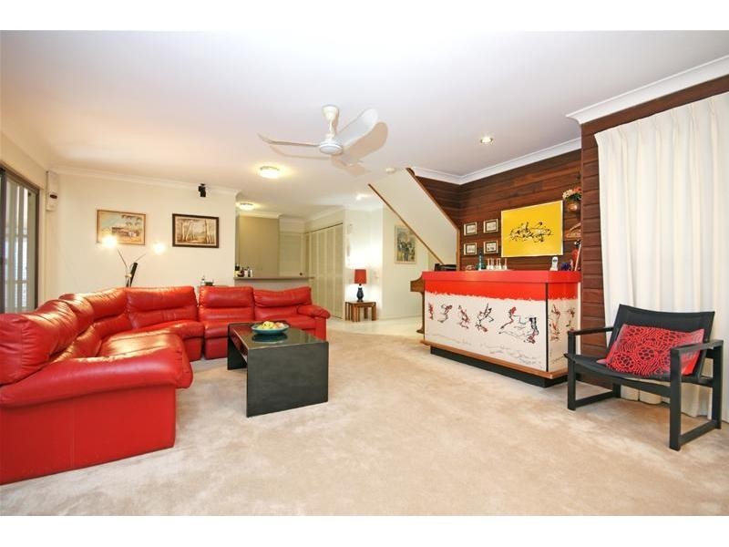 123 Mt Ommaney Drive, Jindalee QLD 4074