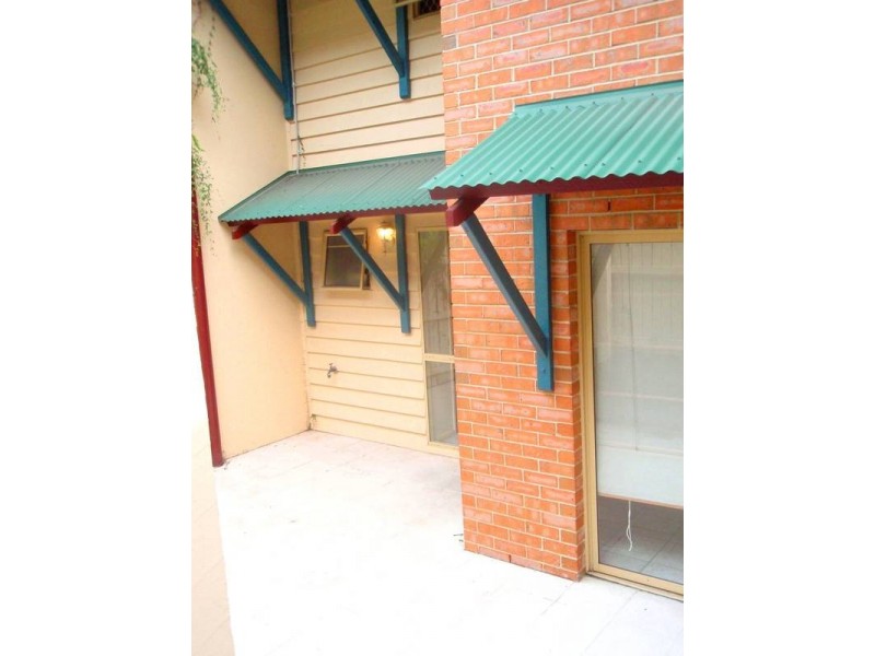 8/10 Beaconsfield Street, Highgate Hill QLD 4101