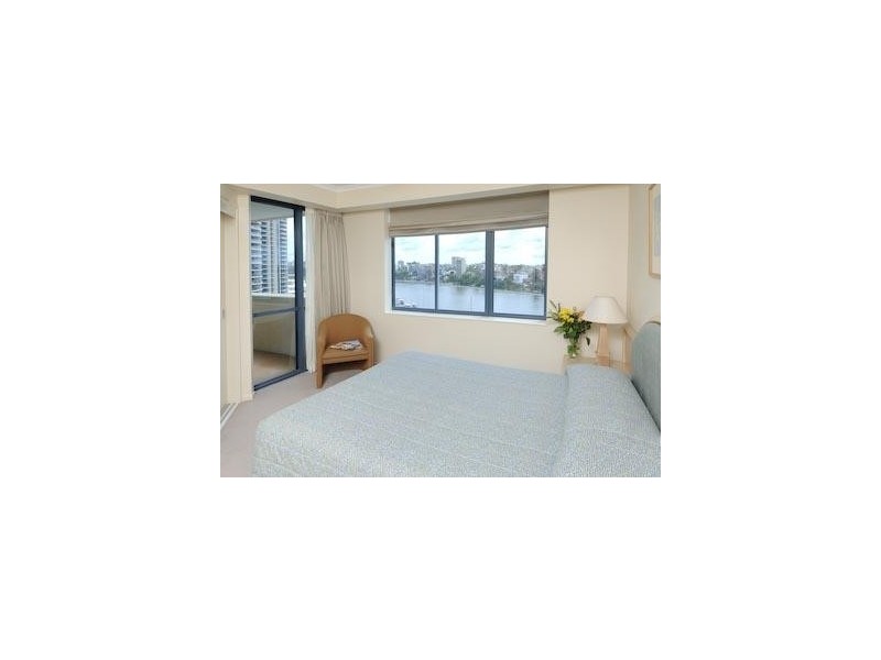 44 Ferry St, Kangaroo Point QLD 4169