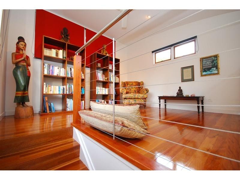 1 Indooroopilly Street, Dutton Park QLD 4102