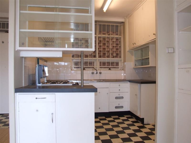 3J/182 Dornoch Terrace, Highgate Hill QLD 4101