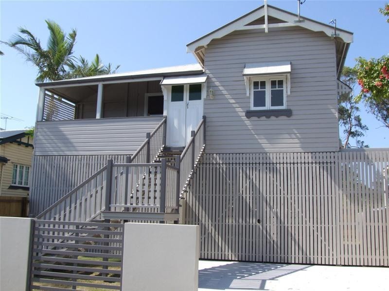 26 Jellicoe Street, Coorparoo QLD 4151