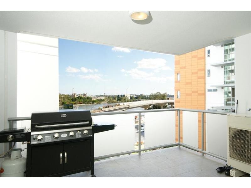 2309/92 Quay Street, Brisbane QLD 4000