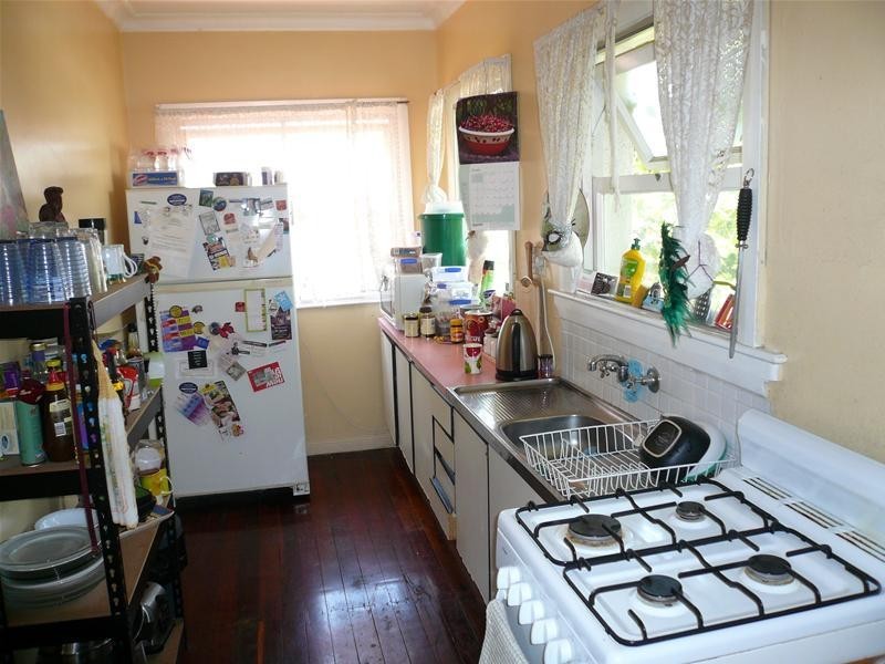 12 Mametz Street, Moorooka QLD 4105