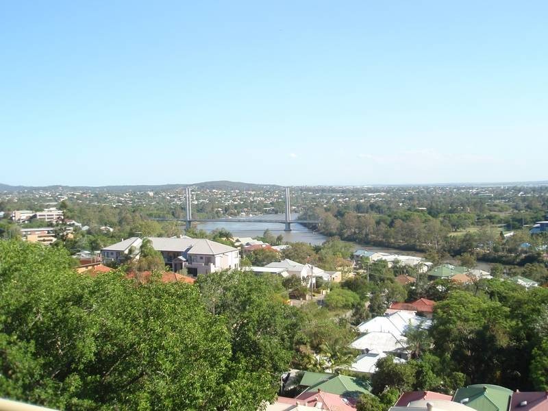 9/11 Beaconsfield Street, Highgate Hill QLD 4101