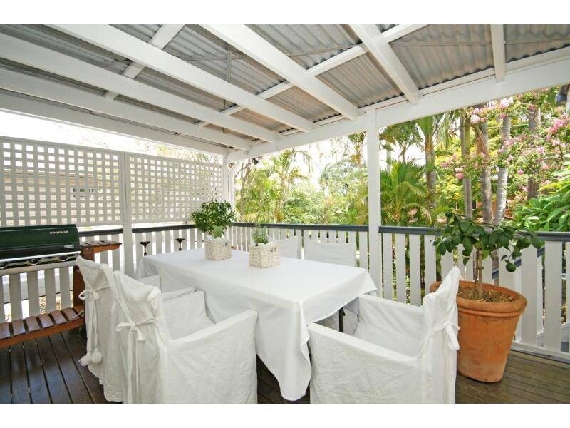 39 Livingstone Street, Yeerongpilly QLD 4105