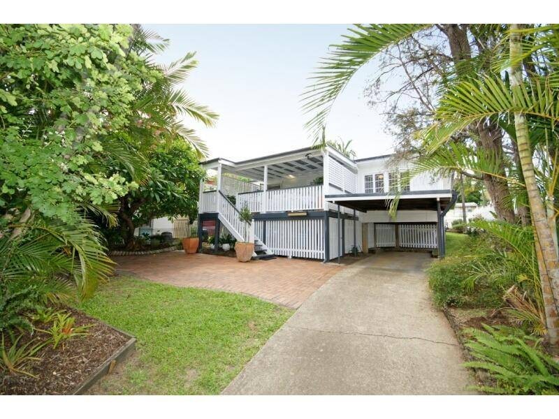 39 Livingstone Street, Yeerongpilly QLD 4105
