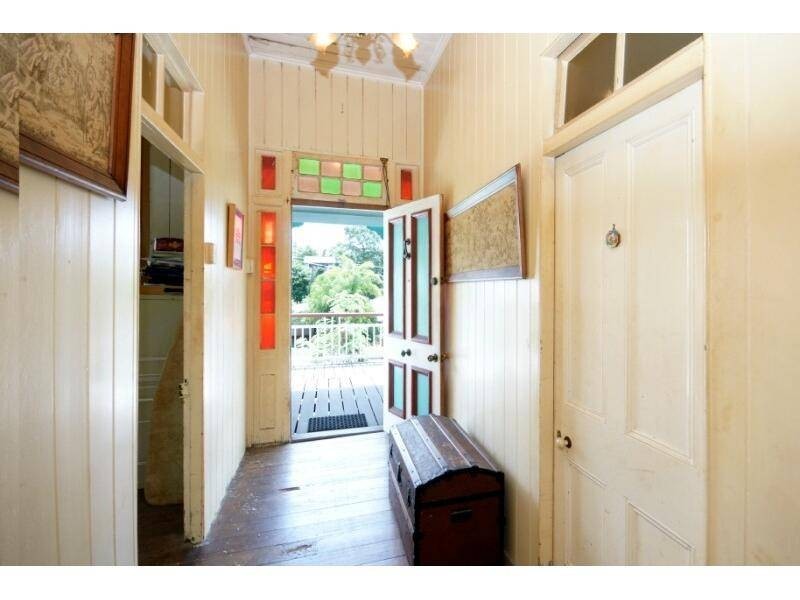 45 Laura Street, Highgate Hill QLD 4101