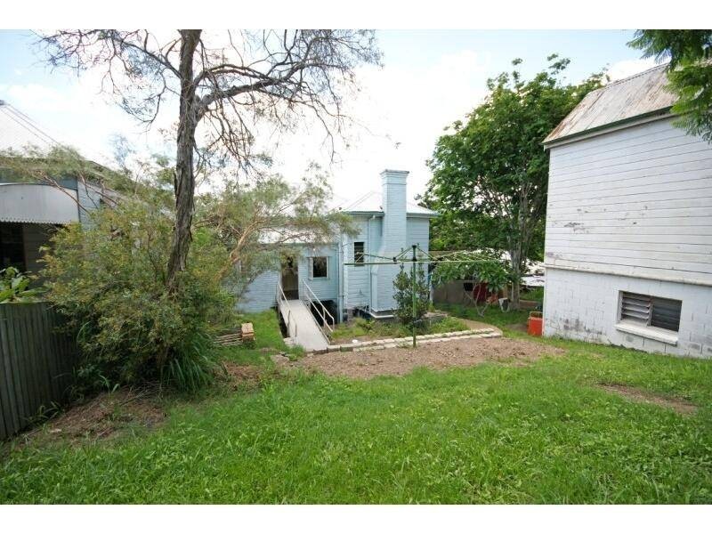 45 Laura Street, Highgate Hill QLD 4101